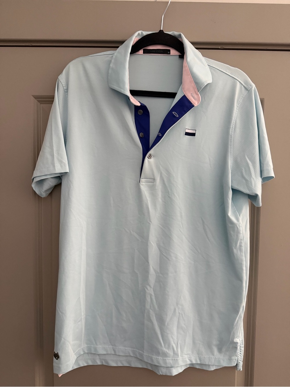 Greyson Light Blue Golf Polo w Navy & Pink Contrast Collar Atlantic Country Club
